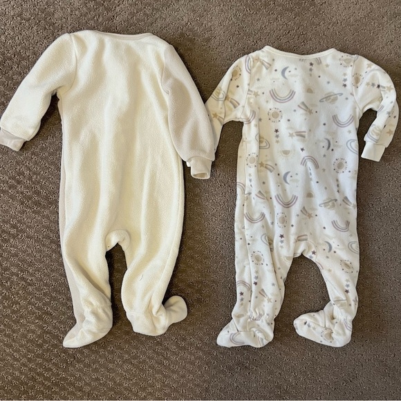 Fleece pajama bundle size 9 months - Picture 6 of 6